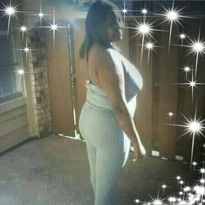 Meet your Posher, Ella